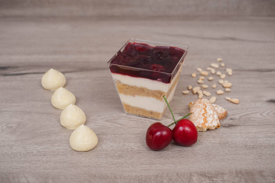 cherry cheesecake