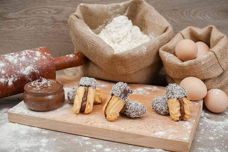 Petit-four-coconut-chocolate